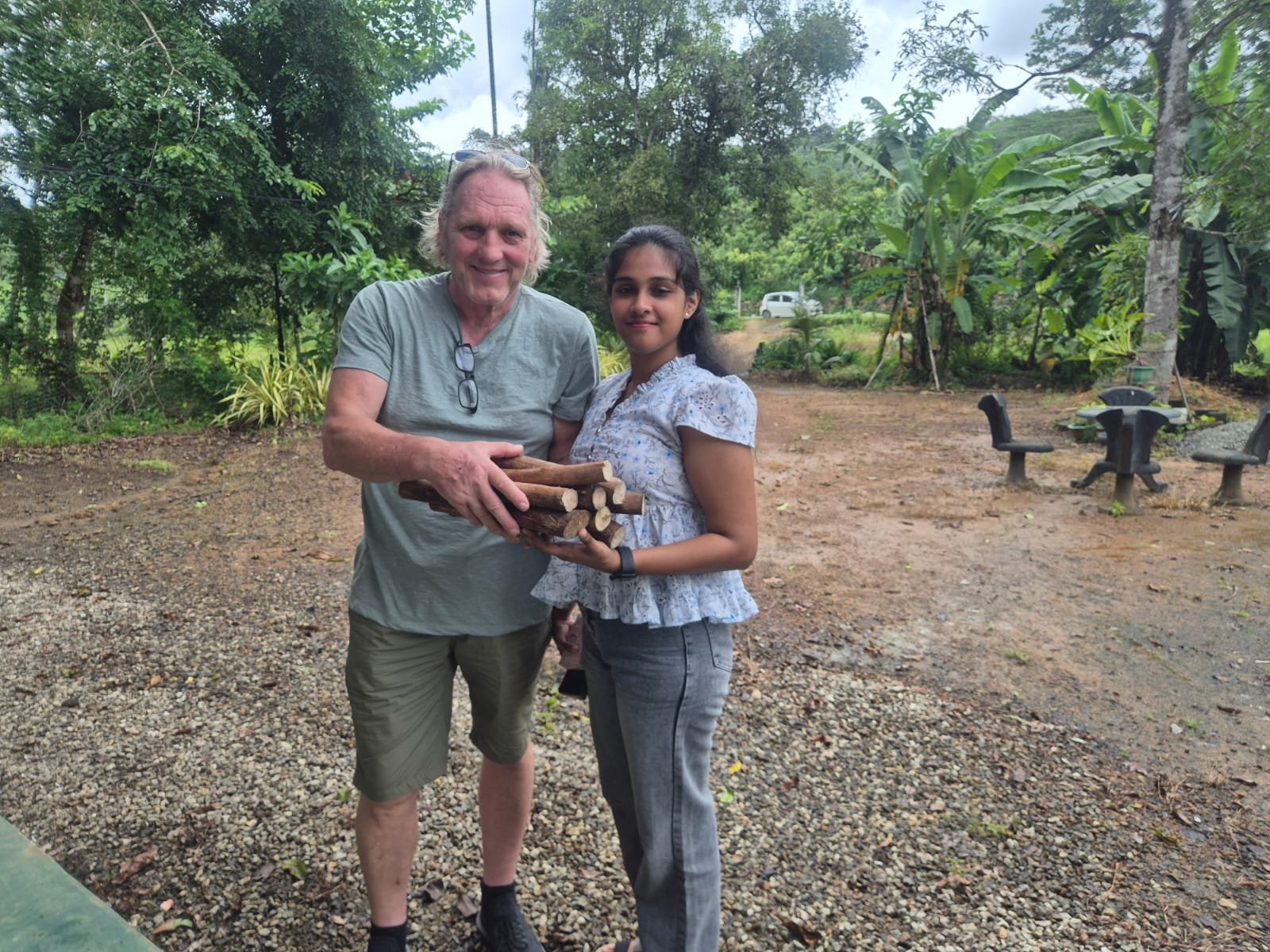 Juntos en el lugar — colaboración en Sri Lanka